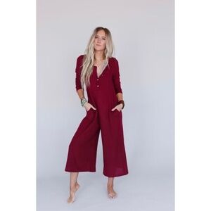 Three Bird Nest Women's Romper Jumpsuit Maroon Button Front Size M NWT